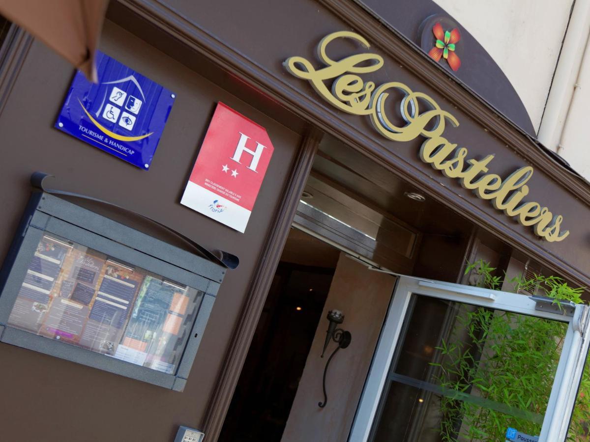 Logis Hotel - Les Pasteliers ラヴォール エクステリア 写真